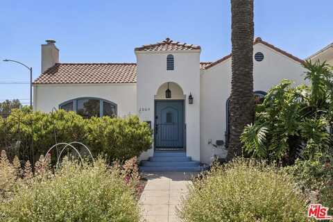 1569 S Orange Grove Ave, Los Angeles, CA 90019