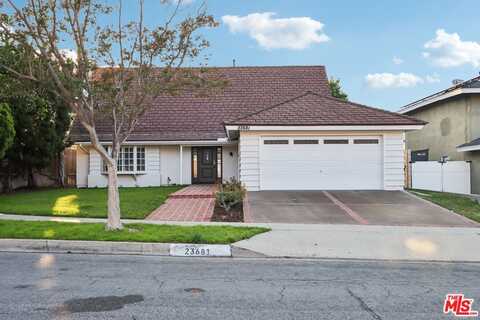 23681 Cavanaugh Rd, Lake Forest, CA 92630