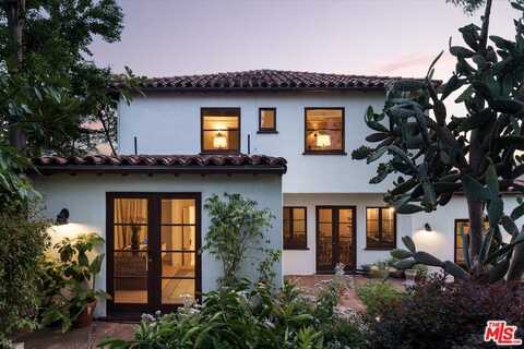 3877 Franklin Ave, Los Angeles, CA 90027