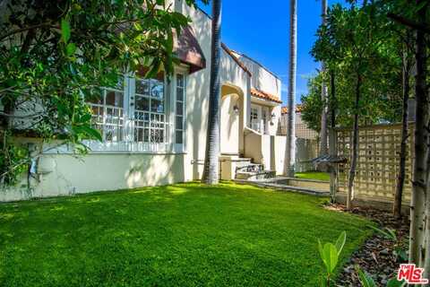 9037 Elevado St, West Hollywood, CA 90069