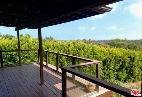 28870 Selfridge Dr, Malibu, CA 90265
