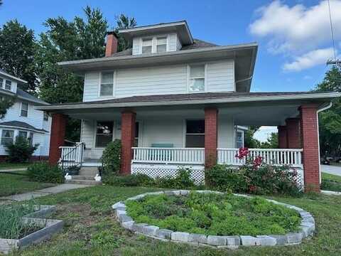 890 Redman AVE, Marshall, MO 65340