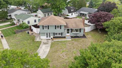 121 Roslyn, North Cape May, NJ 08204