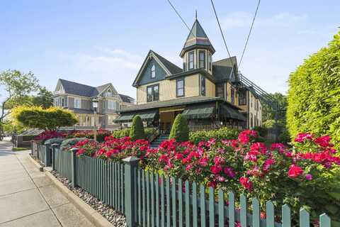 127 Myrtle, West Cape May, NJ 08204