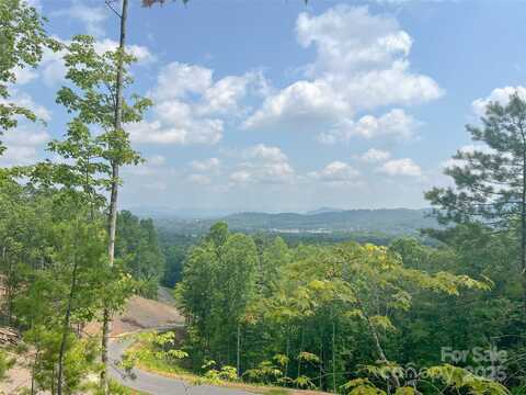 000 Northview Drive, Hendersonville, NC 28791