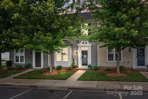 2444 Mariners Cove Lane, Denver, NC 28037