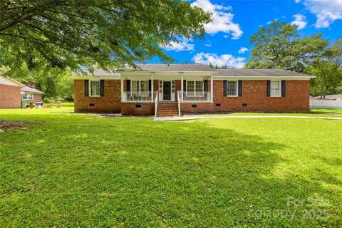 815 Lakeside Circle, Lancaster, SC 29720