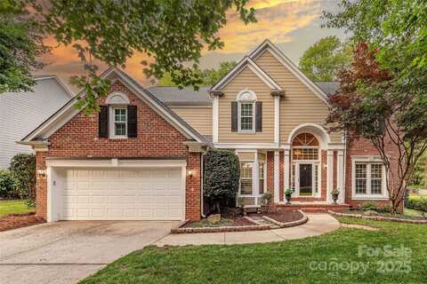 5707 Fairvista Drive, Charlotte, NC 28269