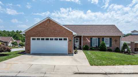 1206 Wexford Village Circle NE, Lenoir, NC 28645