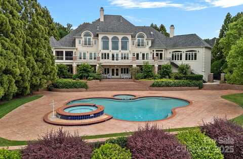 8800 Covey Rise Court, Charlotte, NC 28226
