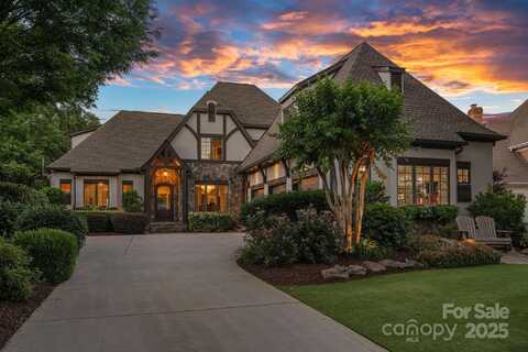 18718 Peninsula Cove Lane, Cornelius, NC 28031