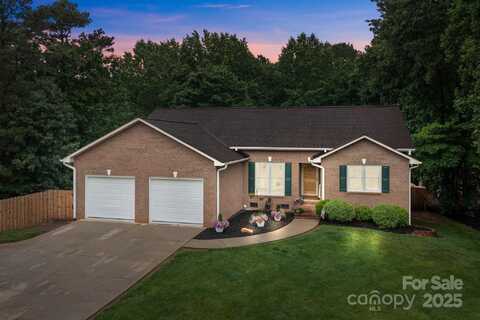 144 Sea Trail Drive, Mooresville, NC 28117