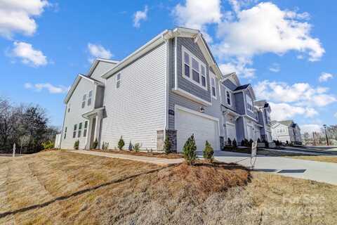 8042 Downy Oak Lane, Charlotte, NC 28269