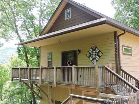 235 Red Oak Lane, Burnsville, NC 28714