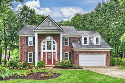 6722 Elmstone Drive, Charlotte, NC 28277