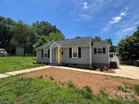2401 Roslyn Avenue, Charlotte, NC 28208