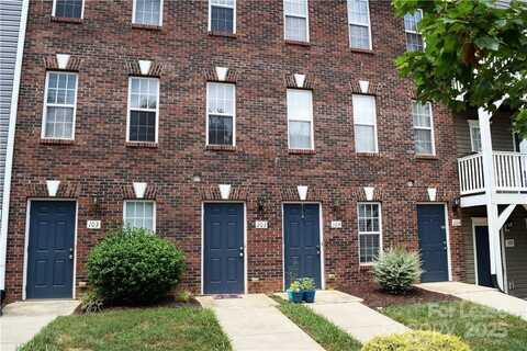 113 Steam Engine Drive, Mooresville, NC 28115