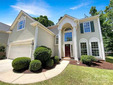 6413 Fillian Lane, Charlotte, NC 28269