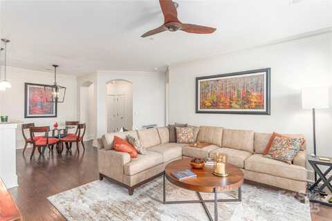 5 Farleigh Street unit: 303, Asheville, NC 28803