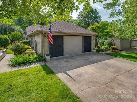 12 Tisha Lane, Hendersonville, NC 28739
