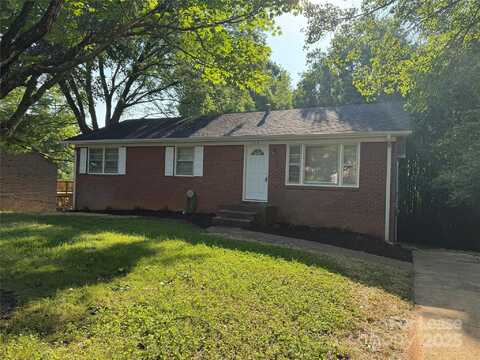 918 Canterbury Court, Gastonia, NC 28052