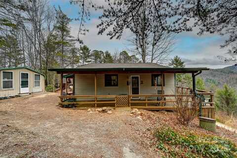 193 Oak Ridge Road, Hendersonville, NC 28792