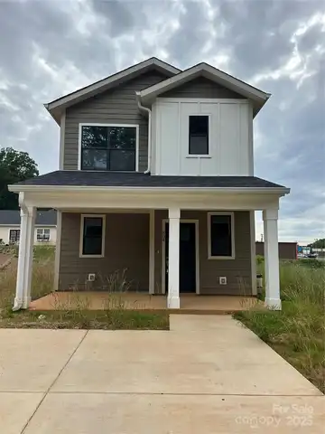 804 3rd Street Place SW, Hickory, NC 28602