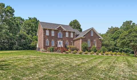 1185 Willow Creek Drive, Newton, NC 28658