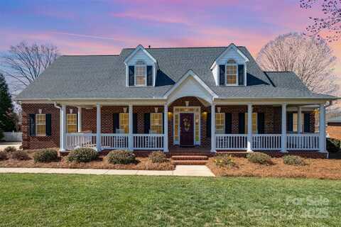 286 Canvasback Road, Mooresville, NC 28117