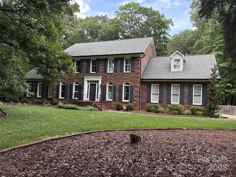 1545 Chadmore Lane NW, Concord, NC 28027