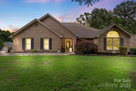 800 Isle Of Palms Court, Fort Mill, SC 29708