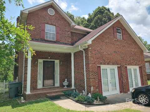7318 Brighton Brook Drive, Charlotte, NC 28212