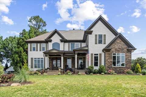 18745 Bluff Point Road, Cornelius, NC 28031