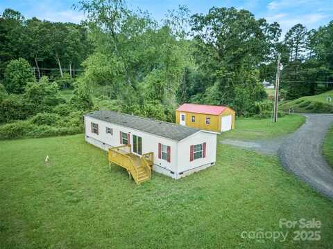 38 Kemp Road, Pisgah Forest, NC 28768