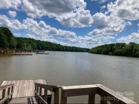 1300 Riverview Boulevard, Lexington, NC 27292