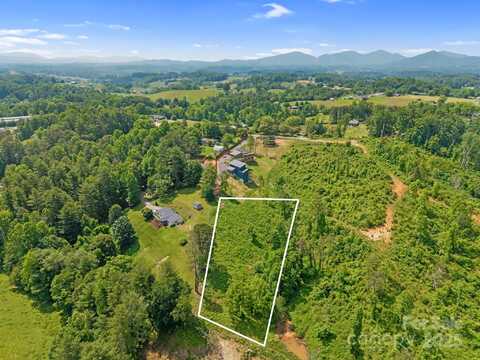 24 Giovannas Way, Leicester, NC 28748