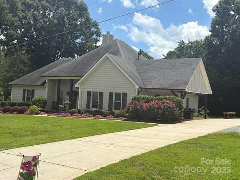 5701 Cedar Hill Drive, Monroe, NC 28110