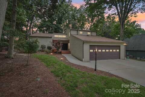 8117 Rising Meadow Road, Charlotte, NC 28277