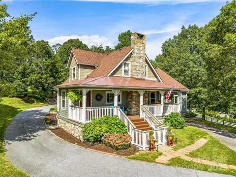 4575 Bearwallow Mountain Road, Hendersonville, NC 28792