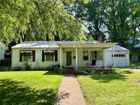 511 Westview Street SW, Lenoir, NC 28645