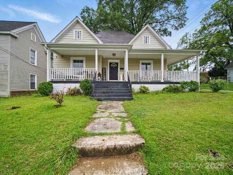 211 S Rowan Avenue, Spencer, NC 28159