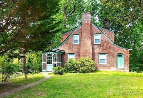135 Tacoma Circle, Asheville, NC 28801