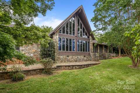 1515 Heatherloch Drive, Gastonia, NC 28054