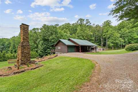 47 Old Chimney Drive, Burnsville, NC 28714