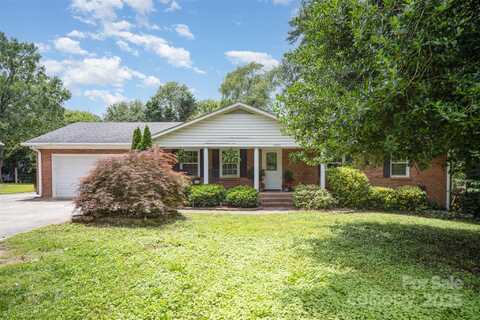 6300 Morehead Road, Harrisburg, NC 28075
