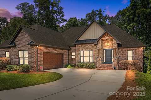 2341 Shiny Leaf Drive, Denver, NC 28037
