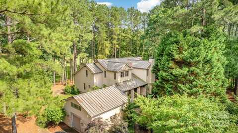 177 Yadkin Falls Road, New London, NC 28127