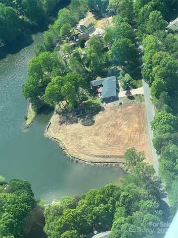 214 Farmstead Lane, Mooresville, NC 28117