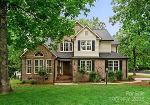 901 Brighton Drive, Kannapolis, NC 28081