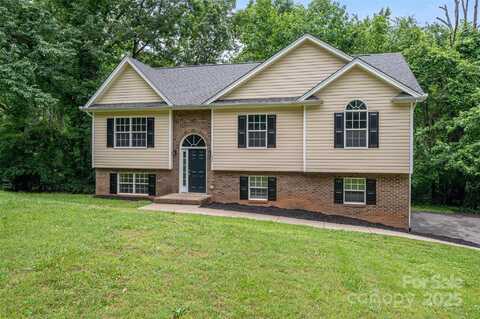 1520 28th Street SW, Hickory, NC 28602